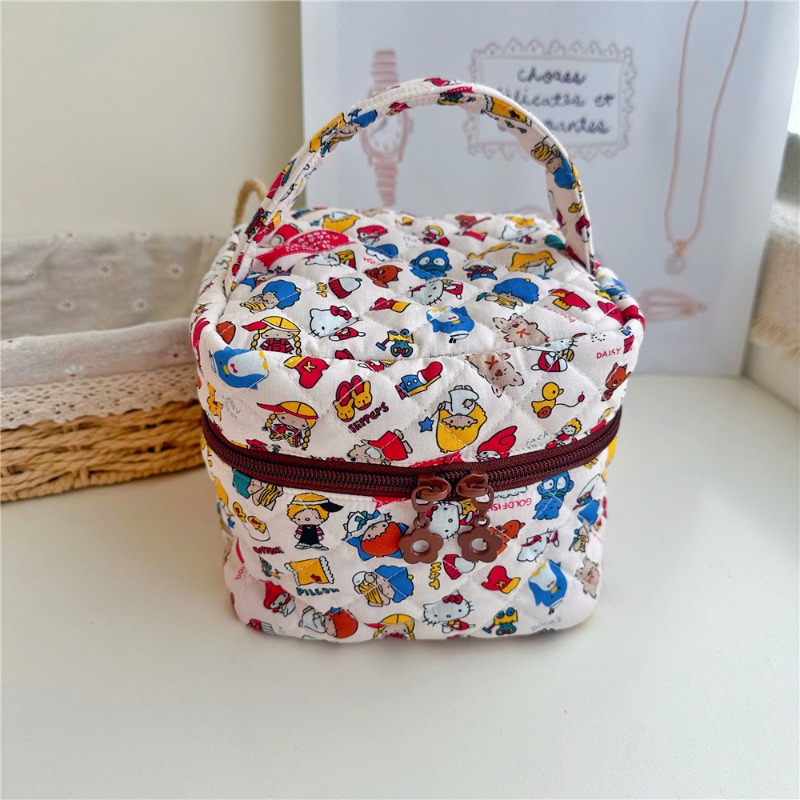 กระเป๋าเครื่องสำอางลายการ์ตูนเ - Travel Accessories Needed บทวิจารณ์และราคา